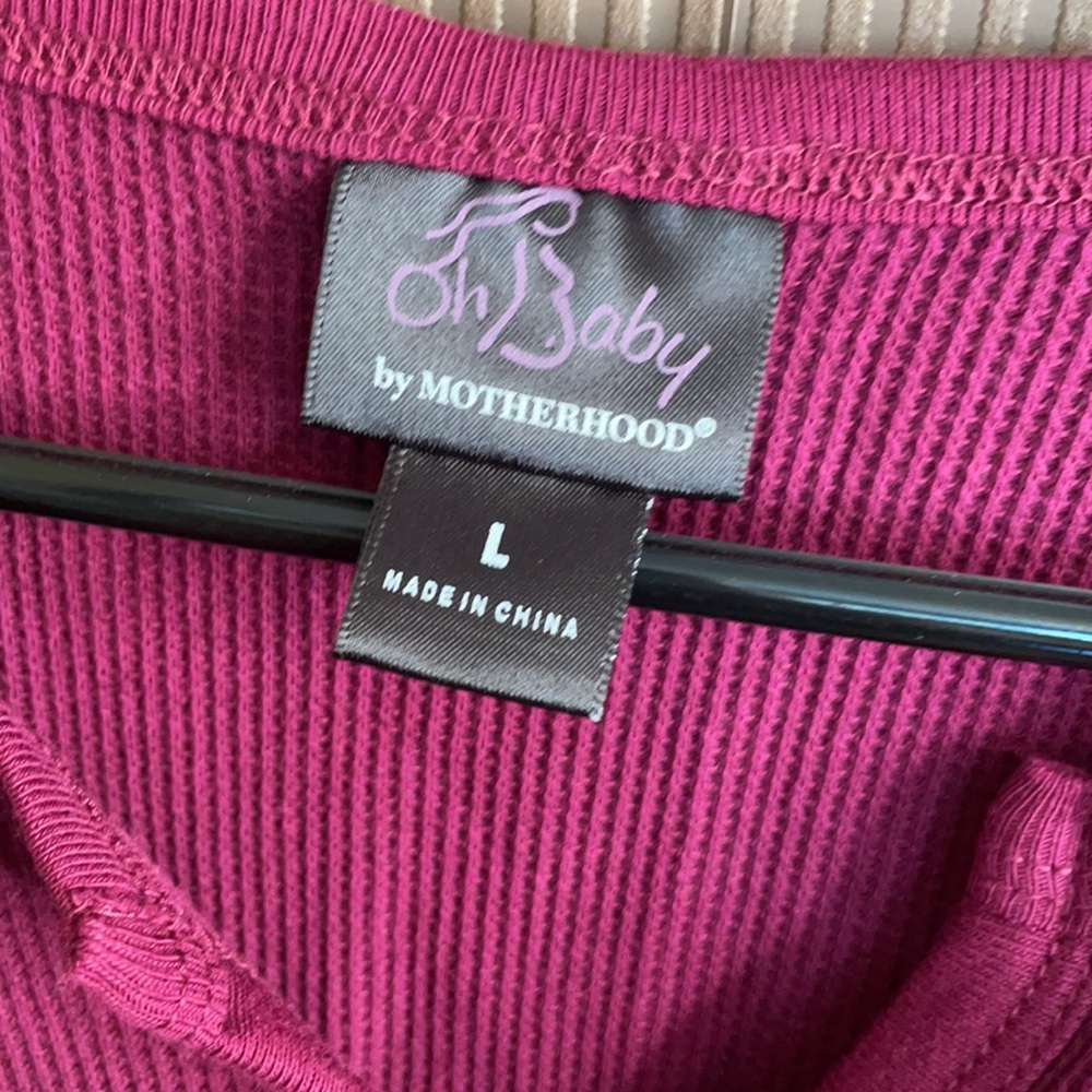 Maternity top Oh baby by motherhood purple shirt size large - Picture 2 of 4
